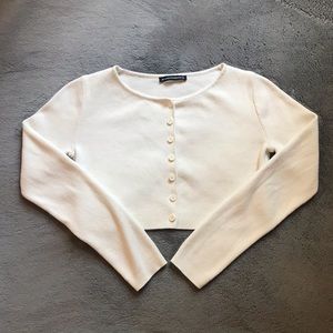 Brandy Melville Athelia Knit Cropped White Sweater